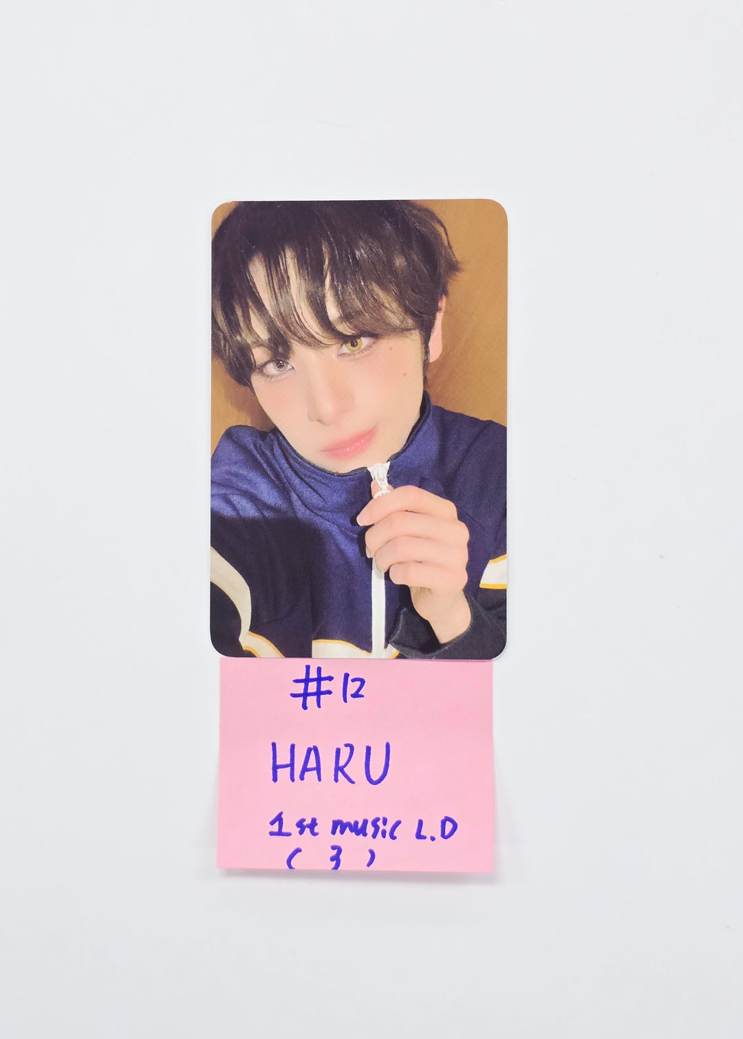 XLOV "UXLXVE" - 1st Music Lucky Draw Event Photocard [26.03.25]