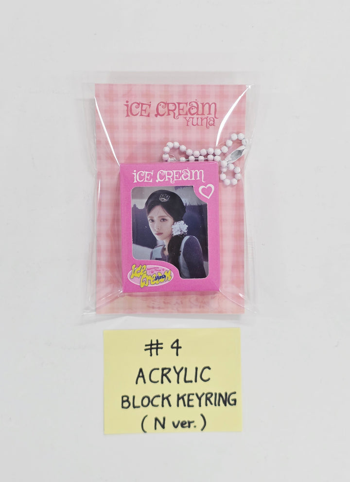 YUNA (of ITZY) "Ice Cream" - Pop-Up Store MD [26.03.25]