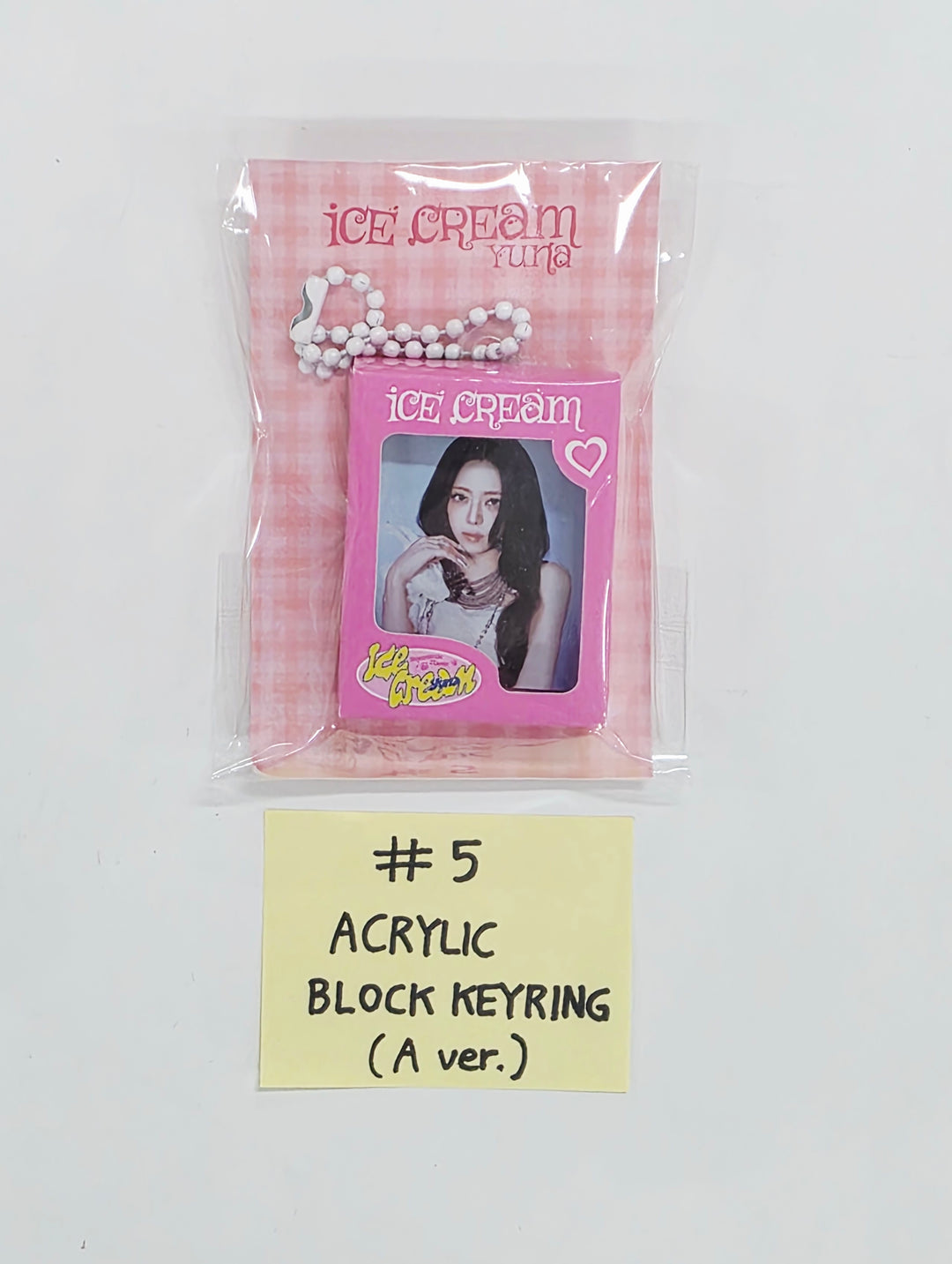 YUNA (of ITZY) "Ice Cream" - Pop-Up Store MD [26.03.25]