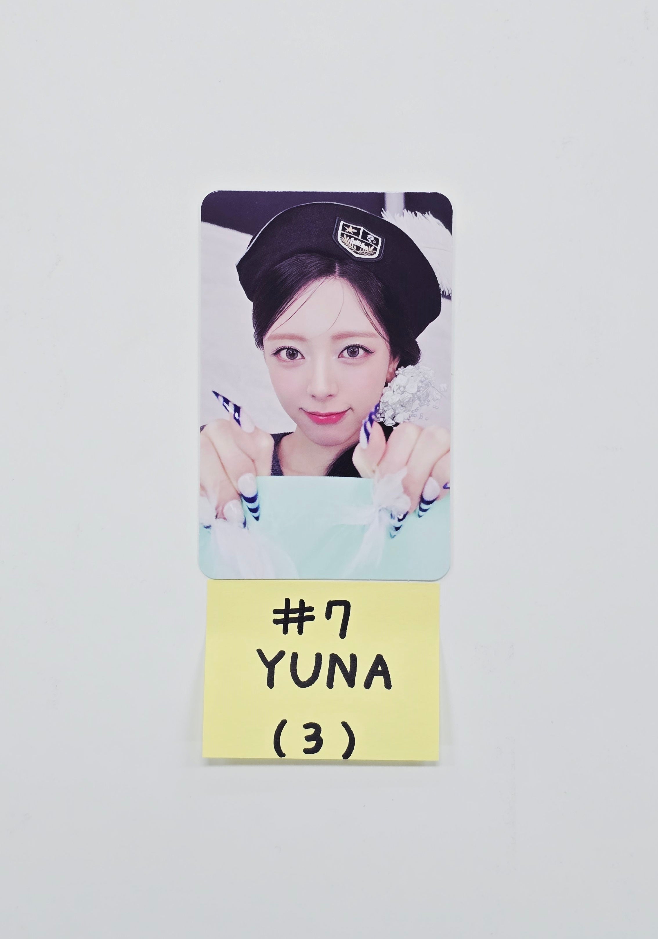 YUNA (of ITZY) 