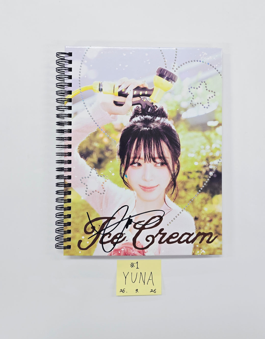 YUNA "Ice Cream" - Hand Autographed(Signed) Promo Album [26.03.26]