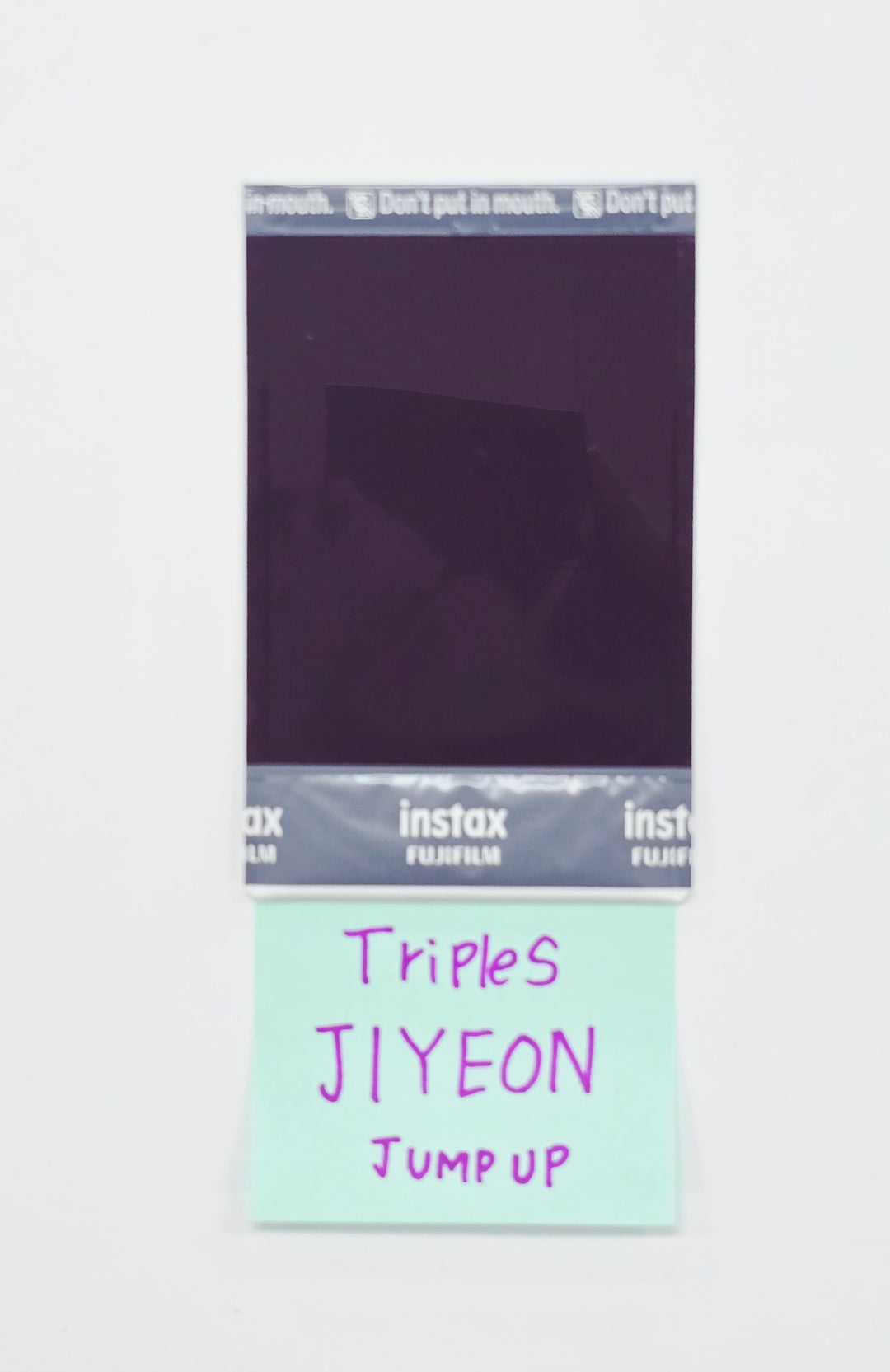JiYeon (of TripleS) - Hand Autographed(Signed) Polaroid [26.03.27]