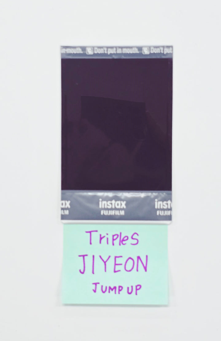 JiYeon (of TripleS) - Hand Autographed(Signed) Polaroid [26.03.27]