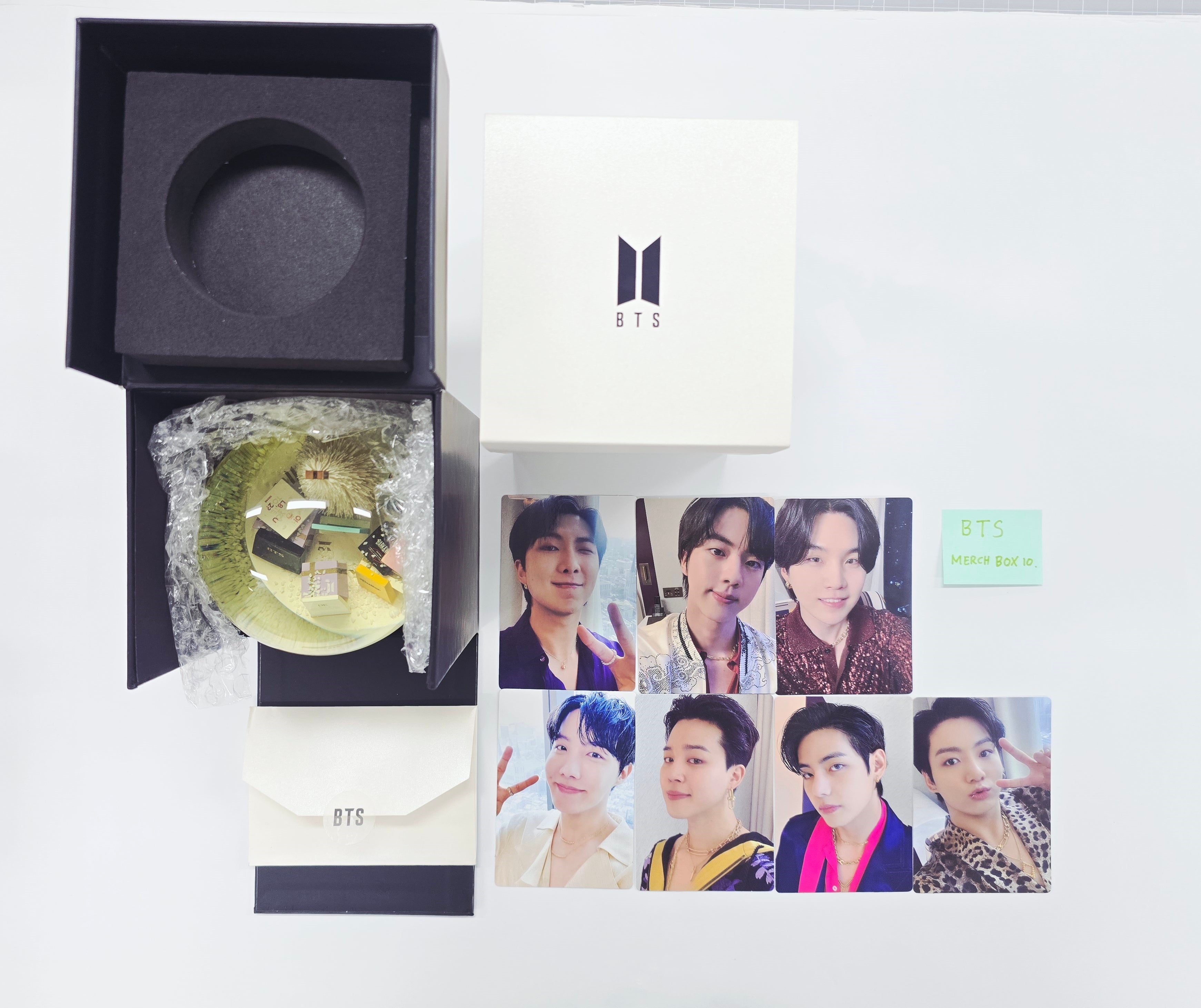 BTS - Mearch Box #10 [26.03.27]