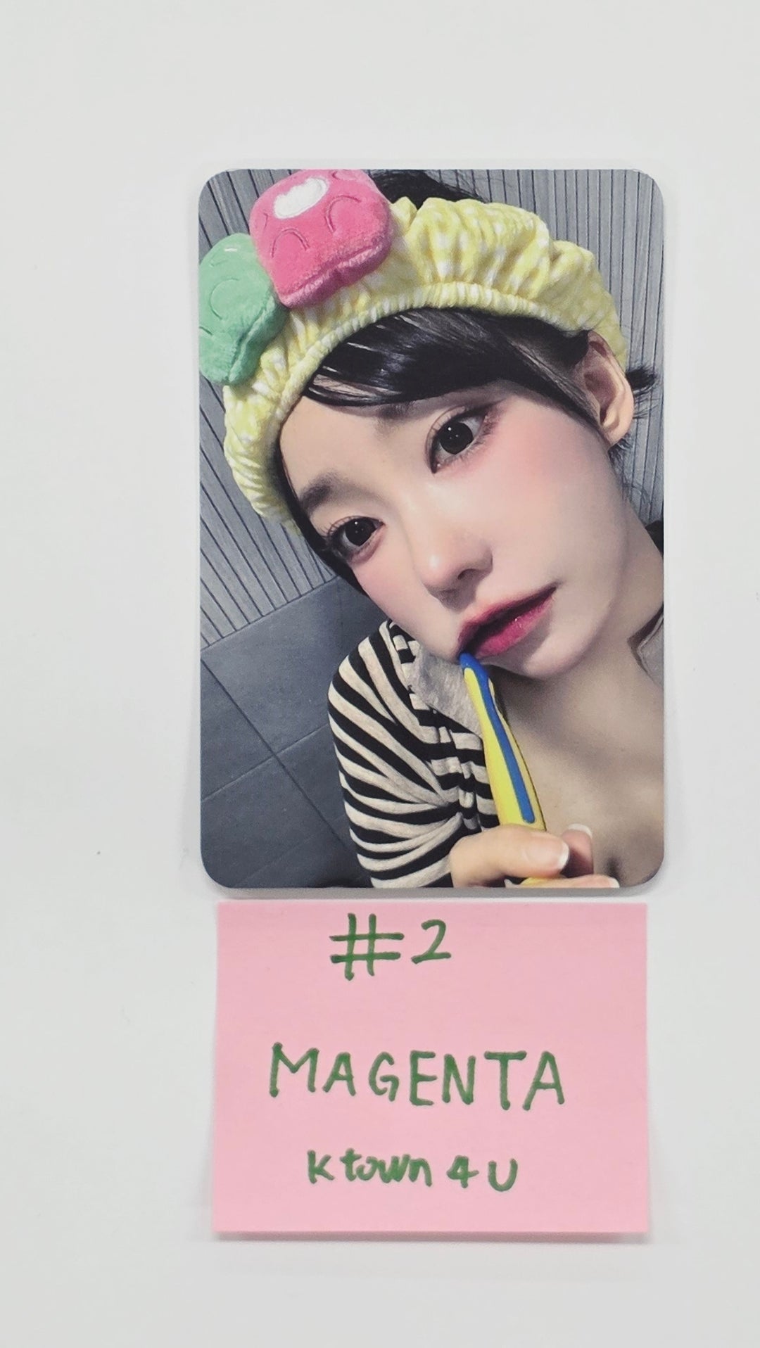 QWER "MANITO" - Ktown4U Fansign Event Winner Photocard [26.03.30]