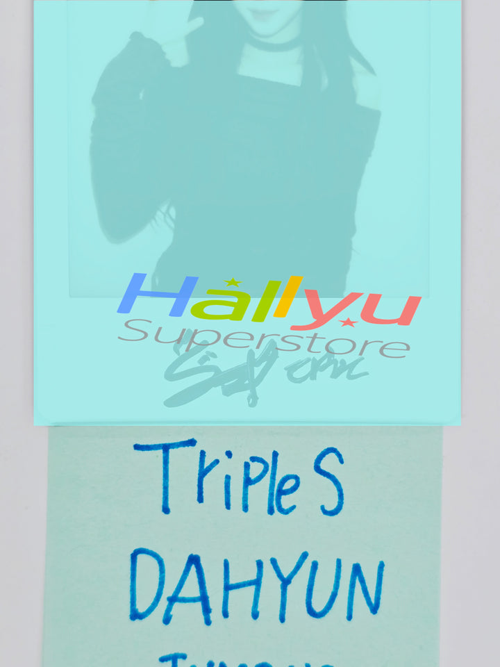 SEO DAHYUN (of TripleS) - Hand Autographed(Signed) Polaroid [26.04.01]