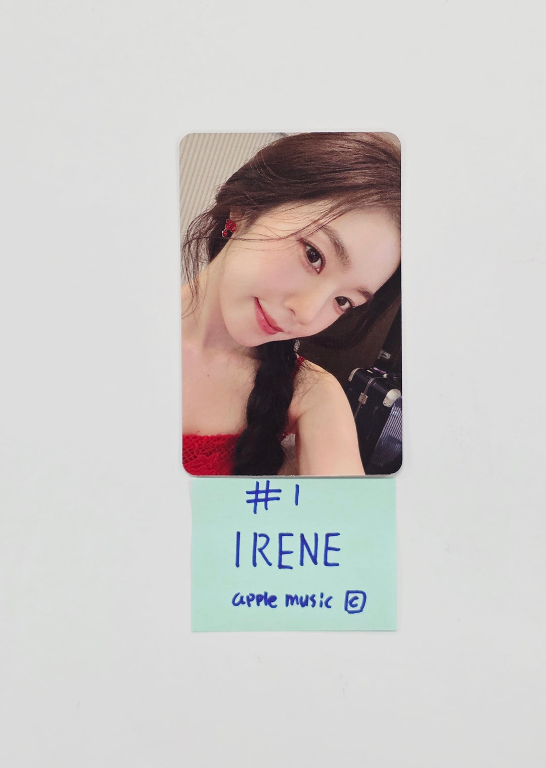 IRENE (of REDVELVET) "Biggest Fan" - Apple Muslc Pre-Order Benefit Photocard (Compact Ver.) [26.04.01]