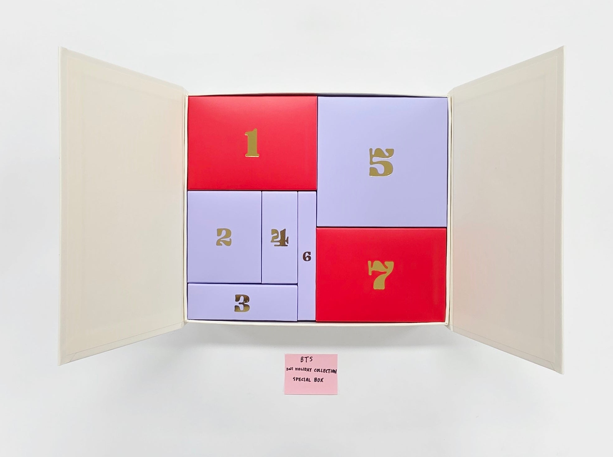 BTS - 2021 Holiday Collection Special BOX [26.04.02]