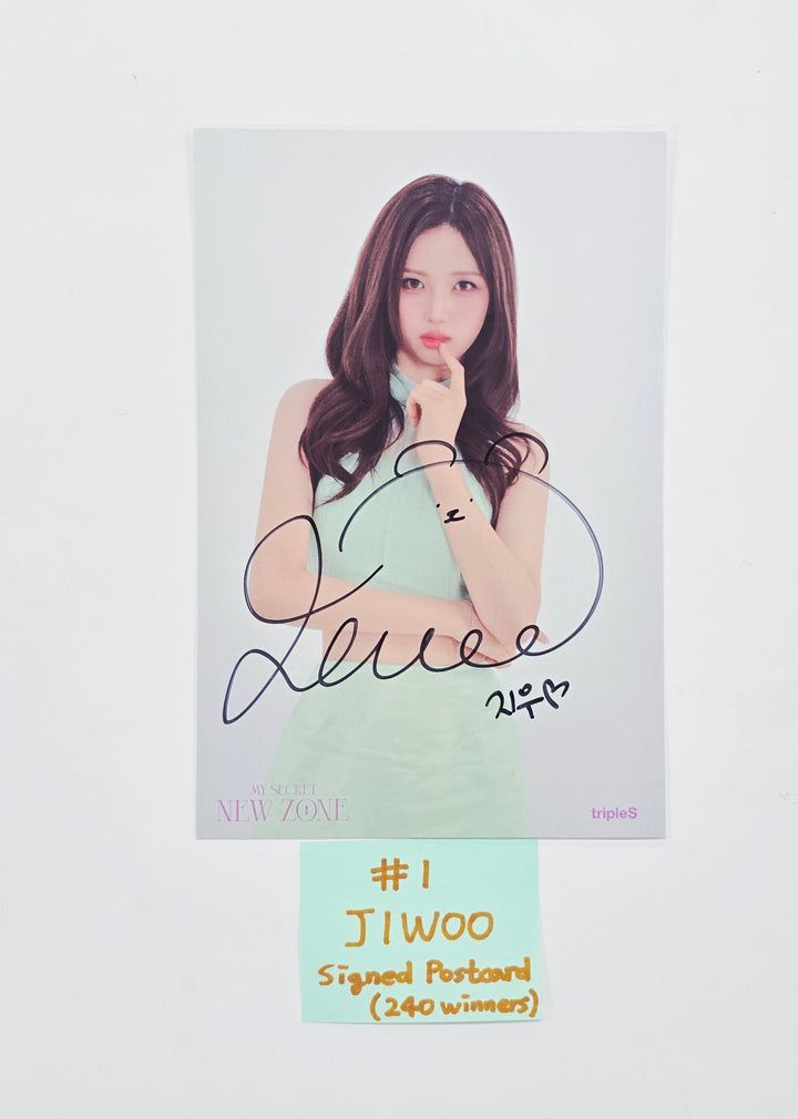 TripleS - Hand Autographed(Signed) Postcard (240 winner) [26.04.06]