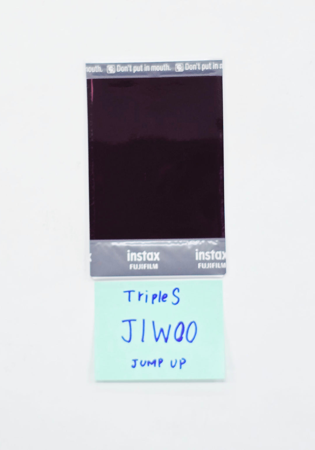 JiWoo (of TripleS) - Hand Autographed(Signed) Polaroid [26.04.06]