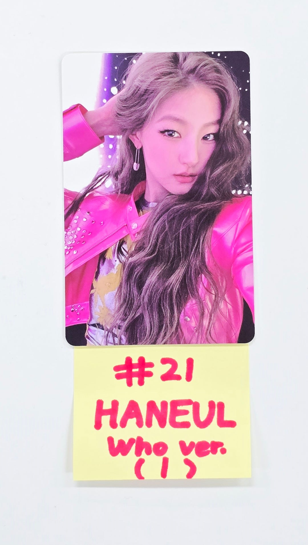 KISS OF LIFE "Who is she" - Official Photocard (who ver.) [26.04.07] Must Read !