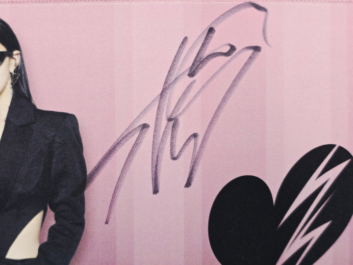 KISS of LIFE - Sudden Attack Event Hand Autographed(Signed) Long Mouse Pad [26.04.08]
