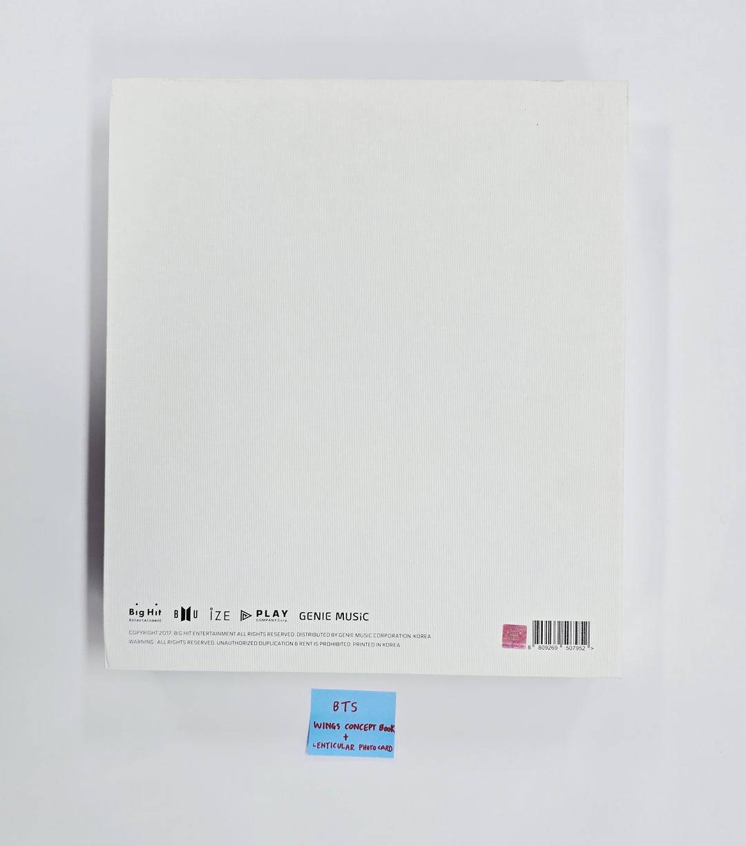 BTS - The WINGS Concept Book + Lenticular Photocard [26.04.08]