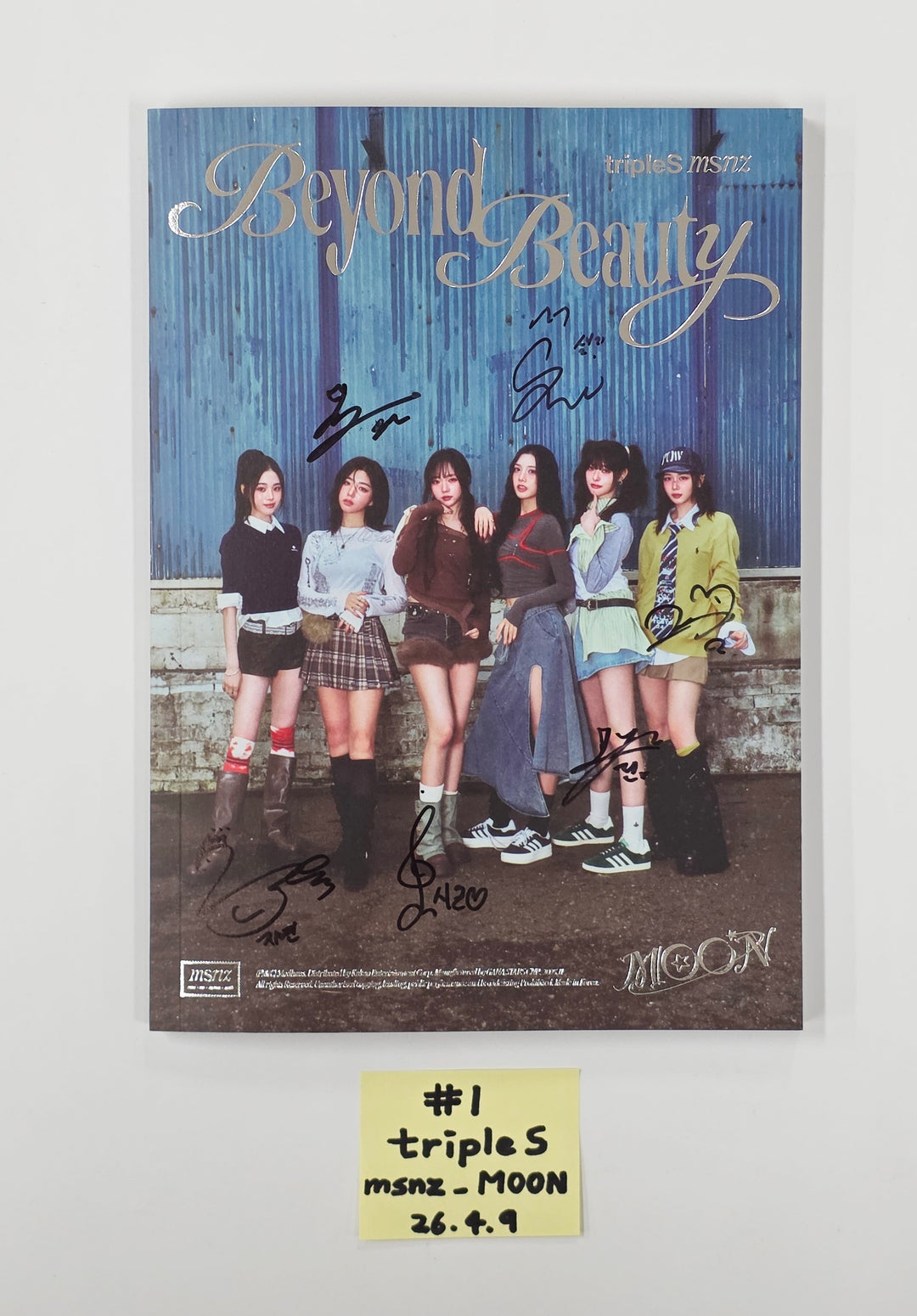 TripleS_msnz "Beyond Beauty" - Hand Autographed(Signed) Promo Album [26.04.09]