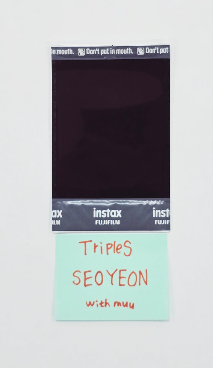 SEOYEON (of TripleS) - Hand Autographed(Signed) Polaroid [26.04.09]