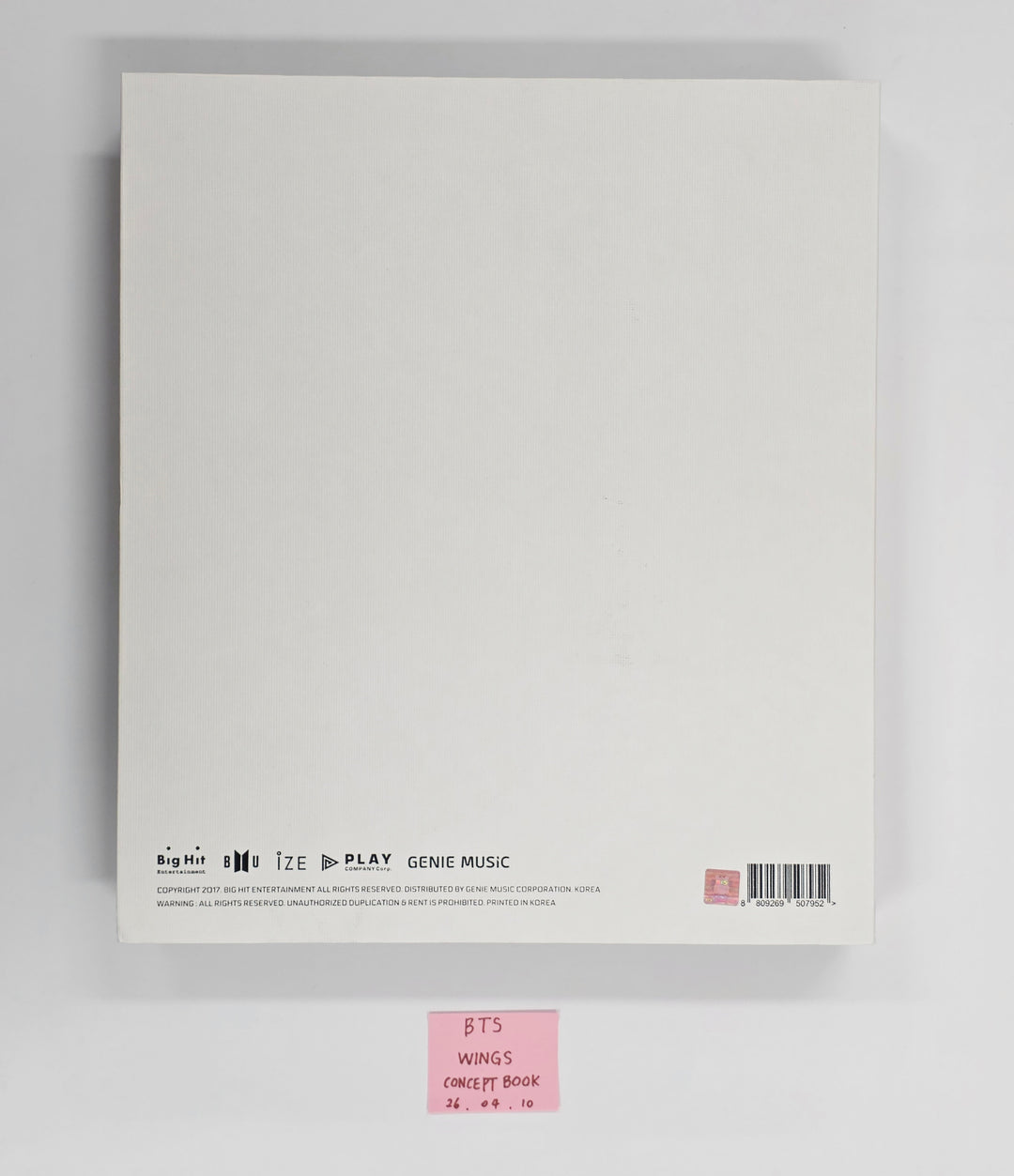 BTS - The WINGS Concept Book + Lenticular Photocard [26.04.10]
