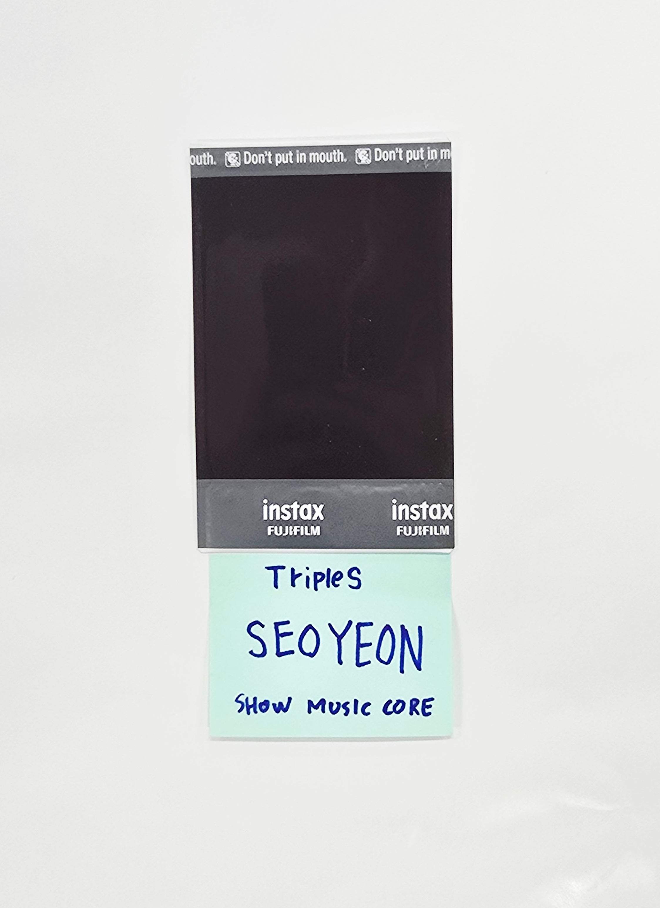 SEOYEON (of TripleS) - Hand Autographed(Signed) Polaroid [26.04.14