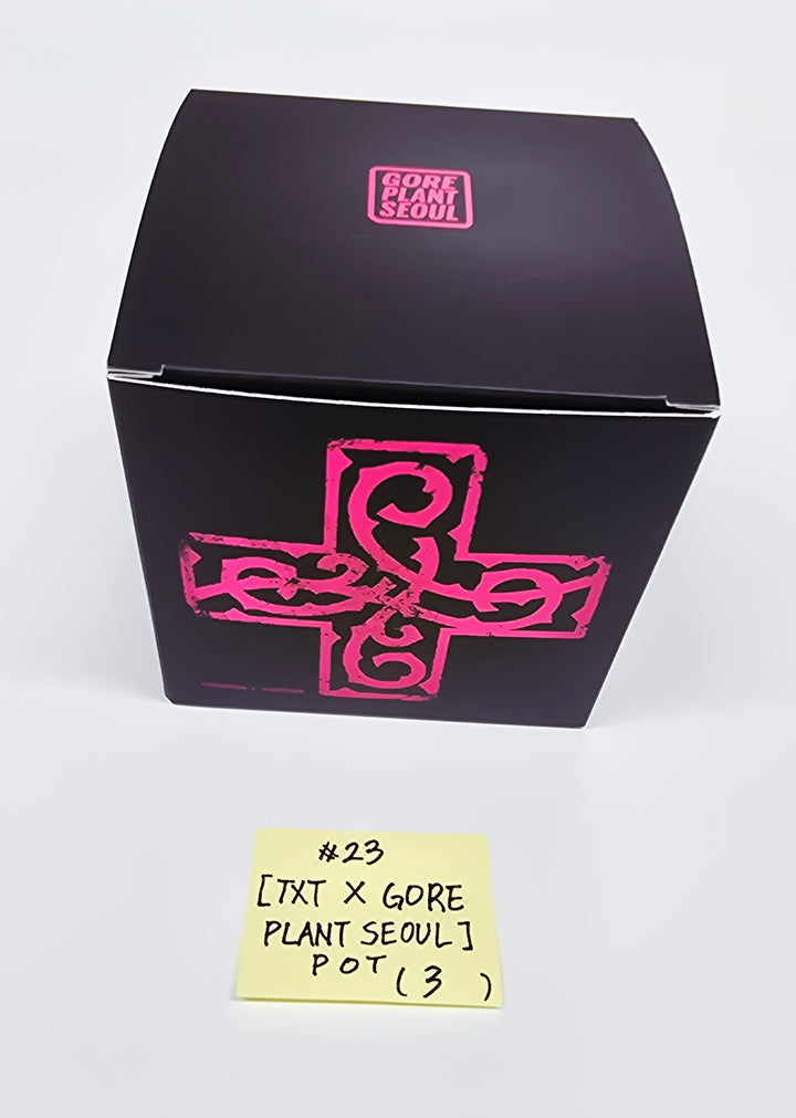 TXT "7TH YEAR: 가시덤불에 잠시 바람이 멈췄을 때" - POP-UP Store MD [26.04.14]