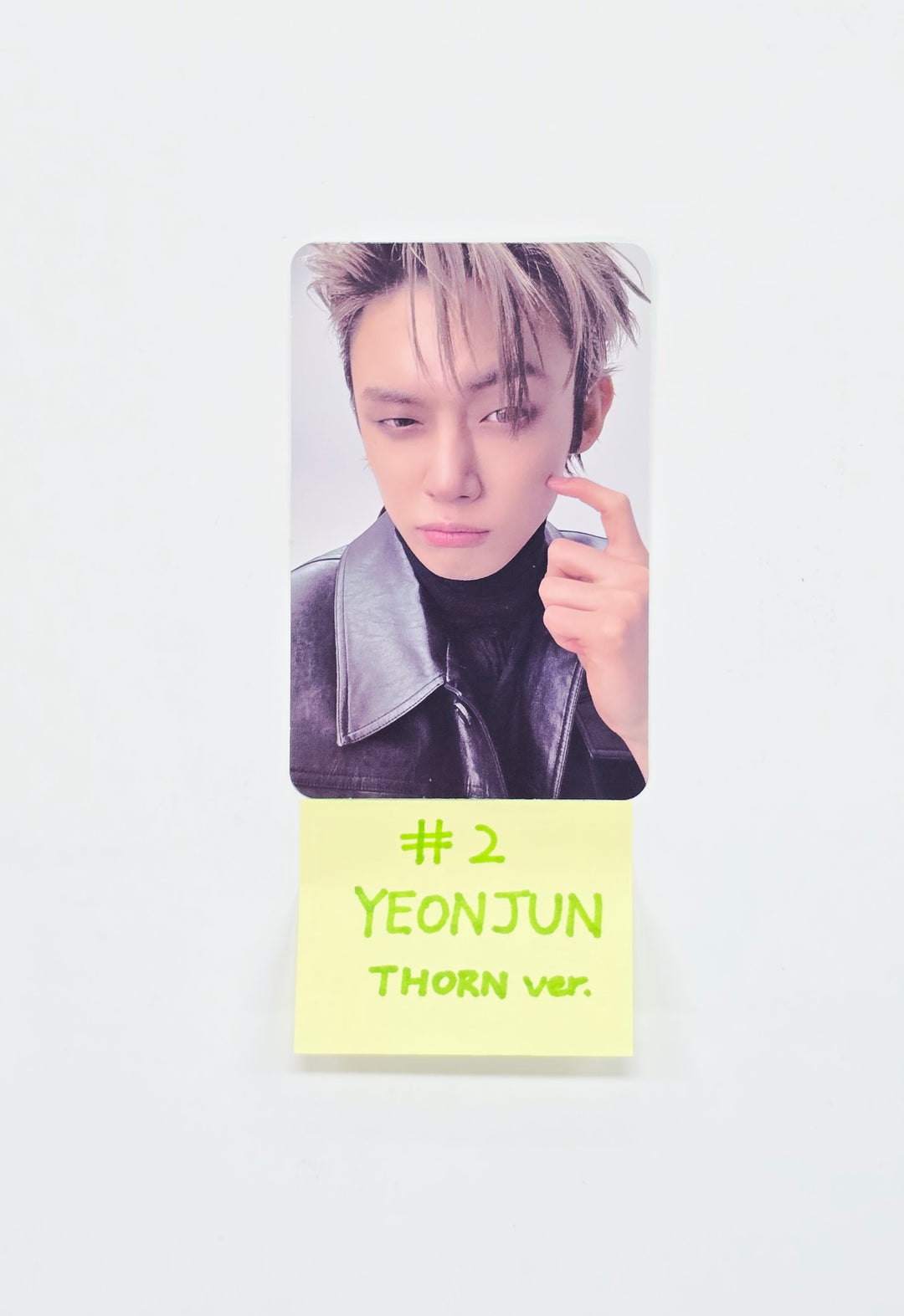 TXT "7TH YEAR: 가시덤불에 잠시 바람이 멈췄을 때" - Official Photocard (THORN Ver.) [26.04.14]