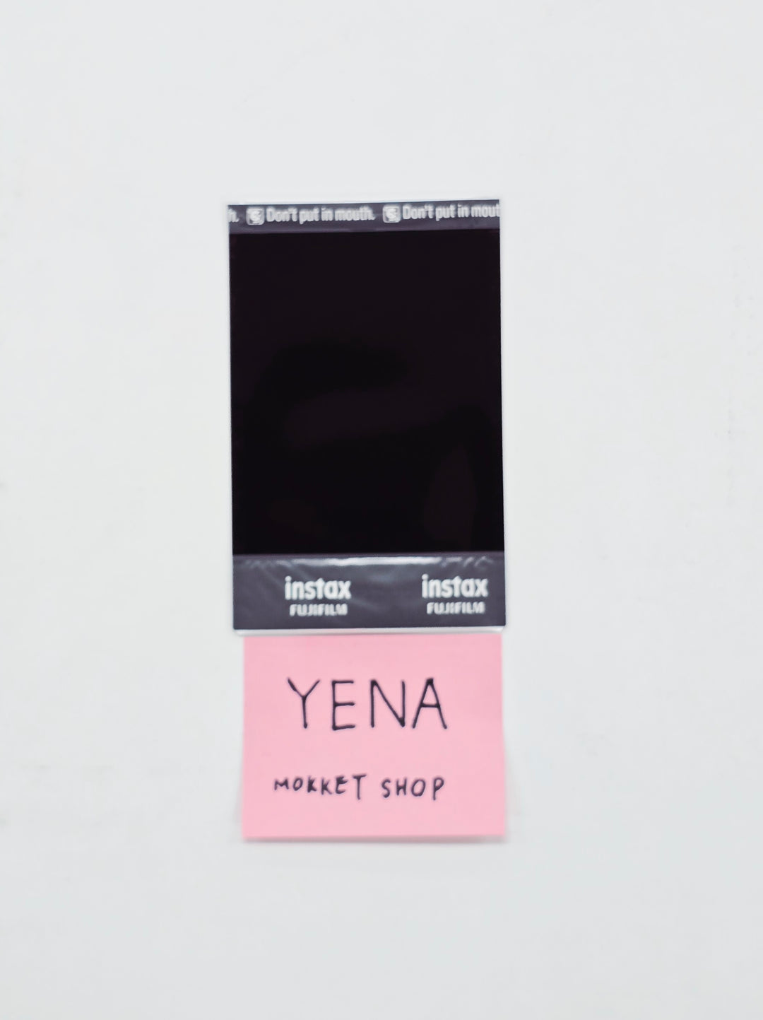 YENA - Hand Autographed(Signed) Polaroid [26.04.15]