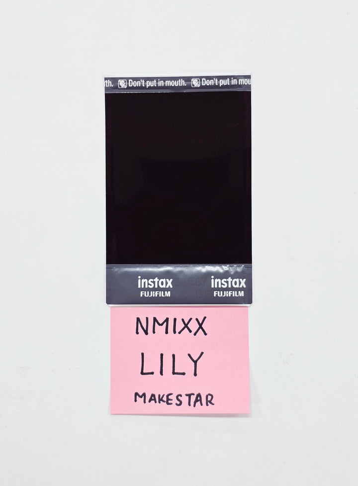 LILY (of NMIXX) - Hand Autographed(Signed) Polaroid [26.04.15]