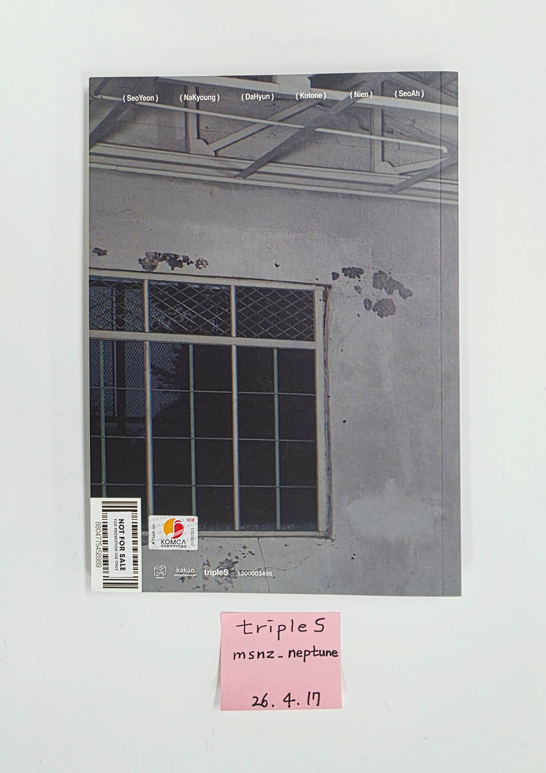 TripleS_msnz (NEPTUNE) "Beyond Beauty" - Hand Autographed(Signed) Promo Album [26.04.17]