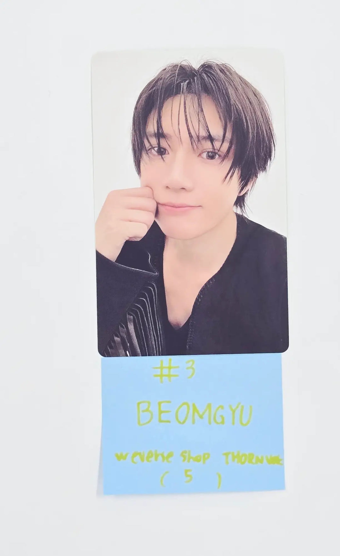 TXT "7TH YEAR: 가시덤불에 잠시 바람이 멈췄을 때" - Weverse Shop Pre-Order Benefit Photocard (THORN Ver.) [26.04.20]