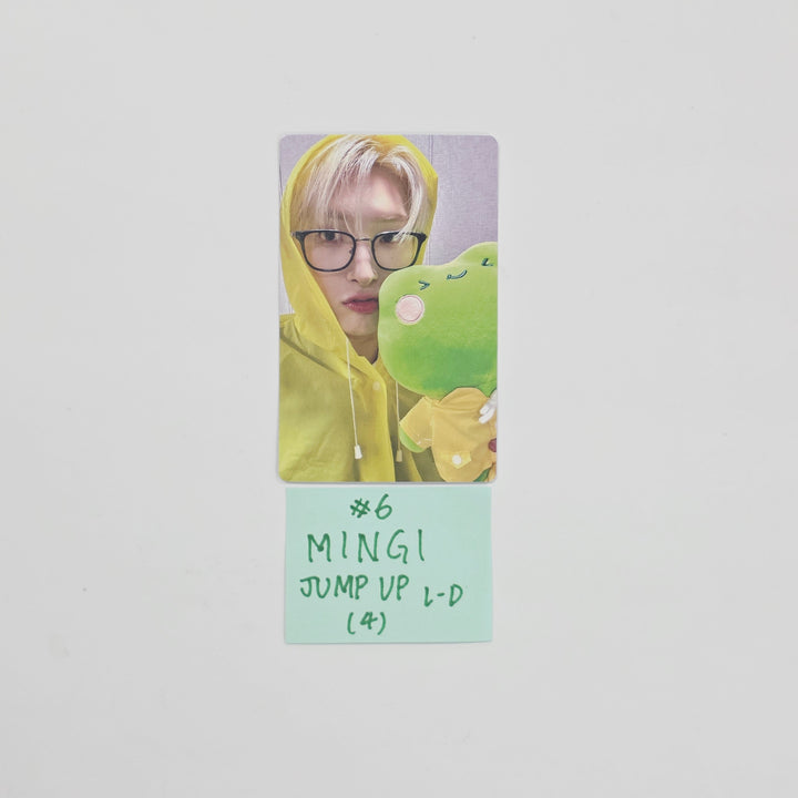 ATEEZ "GOLDEN HOUR : Part.4" - Jump UP Lucky Draw Event Photocard [26.04.22]