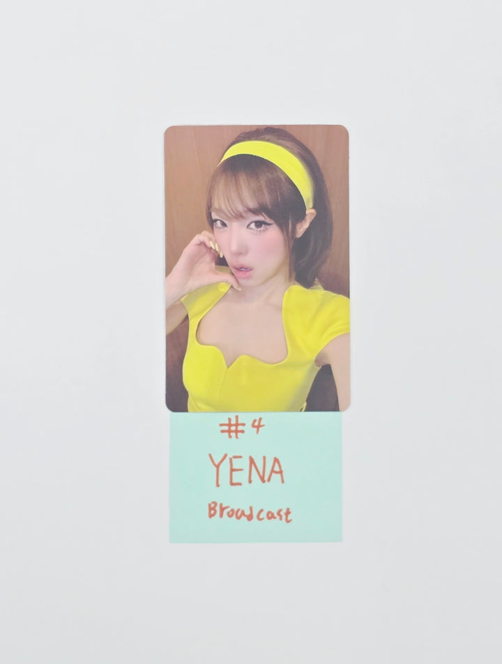 YENA "LOVE CATCHER" - Broadcast Photocard [26.04.22]
