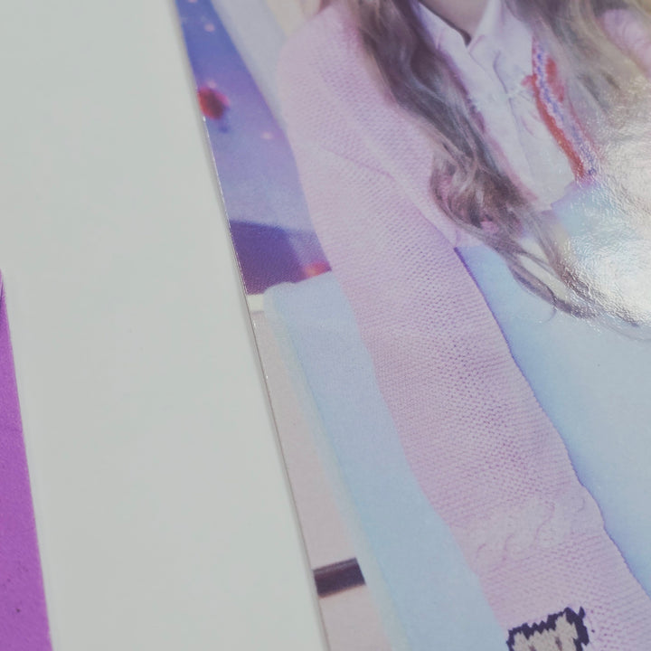 ILLIT - Broadcast Hand Autographed(Signed) Photocard + Photo Ticket Set [26.04.22] Must Read !