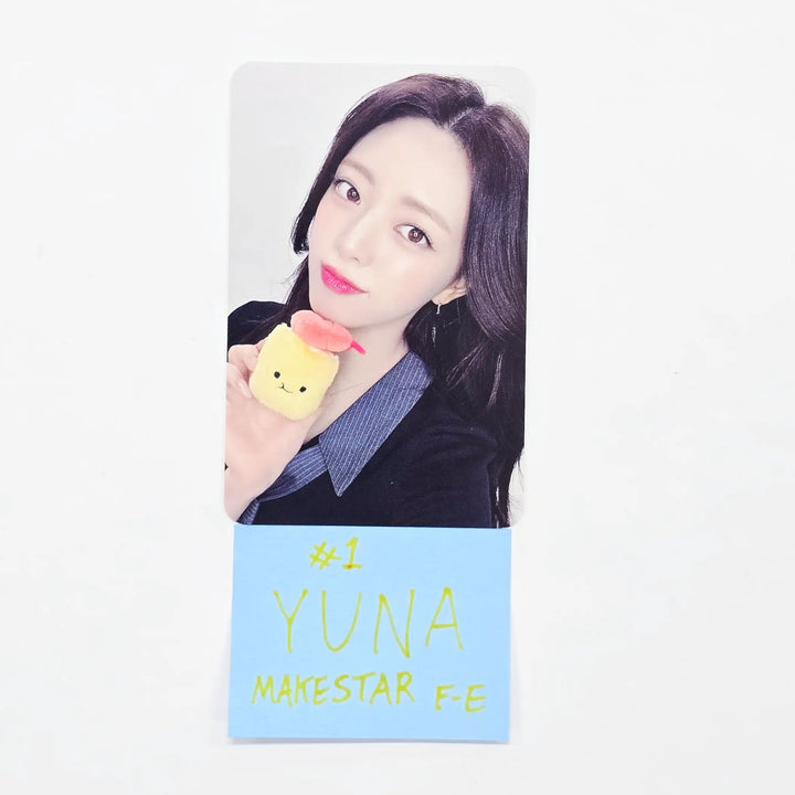 YUNA (of ITZY) 