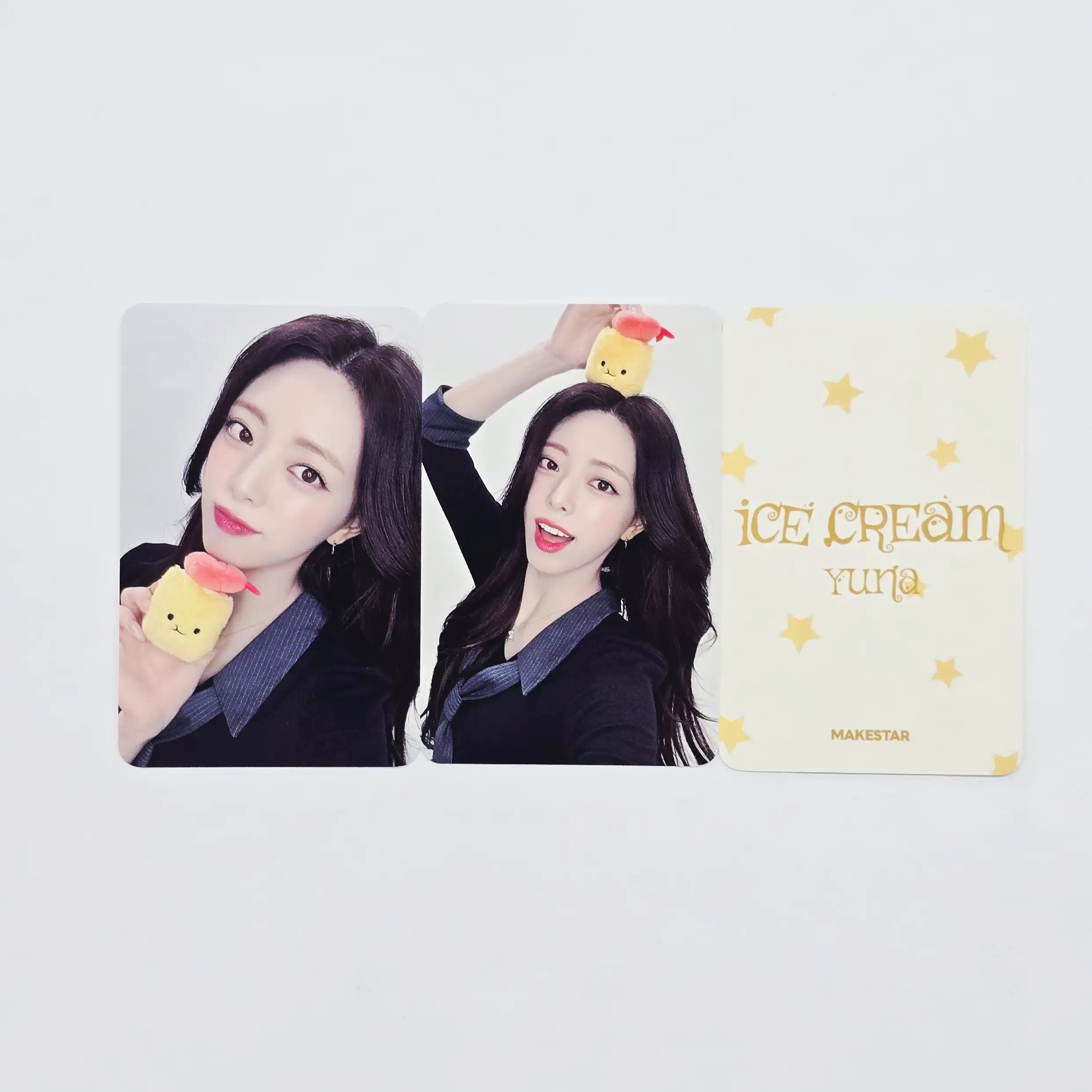 YUNA (of ITZY) 