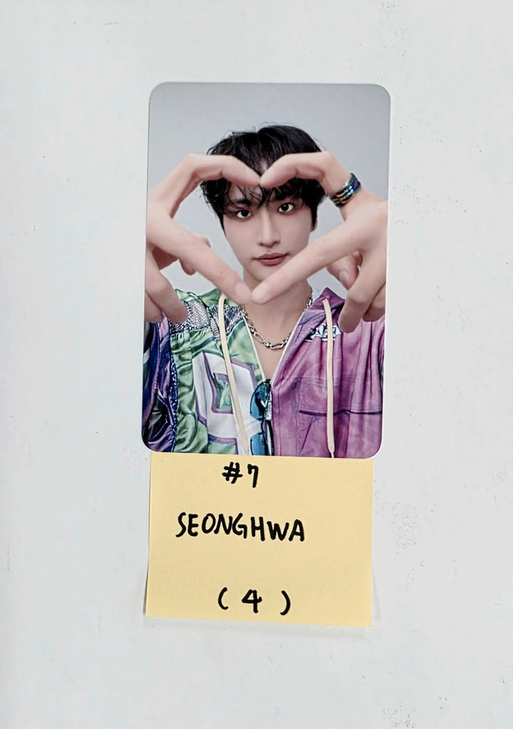 ATEEZ "ANITEEZ IN COLOR" - Ateez X Aniteez POP-UP STORE Trading Photocard (1) [26.05.04][Restocked05/08]