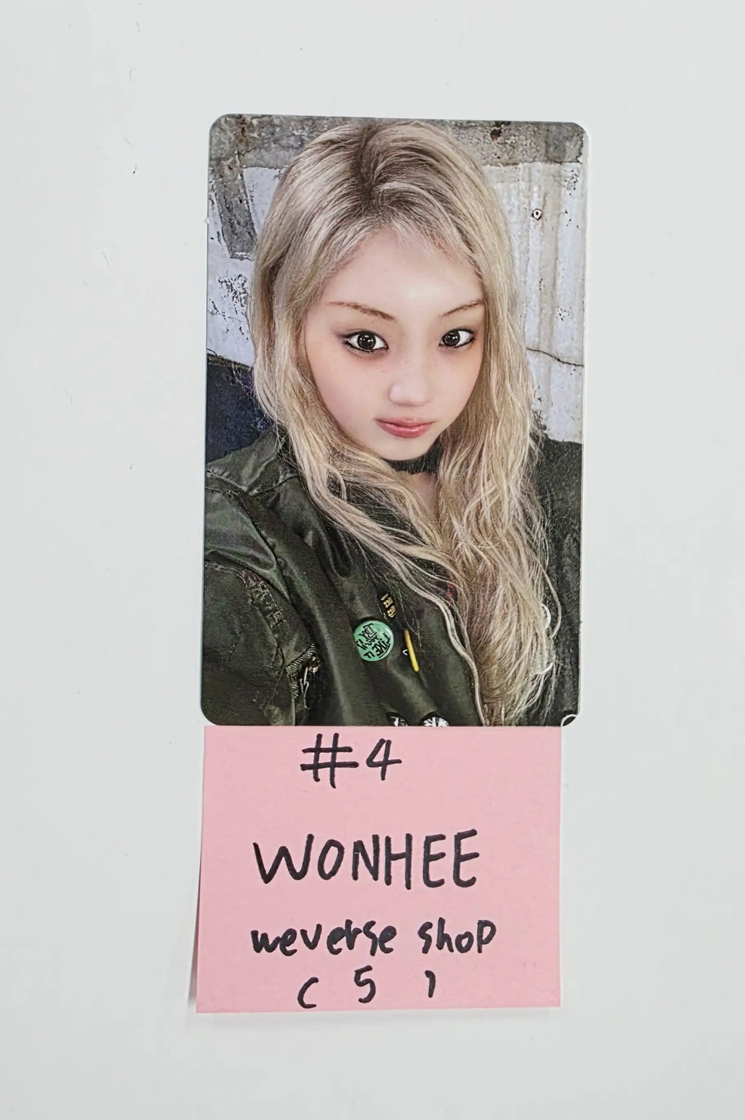 ILLIT "MAMIHLAPINATAPAI" - Weverse Shop Pre-Order Benefit Photocard [26.05.04]
