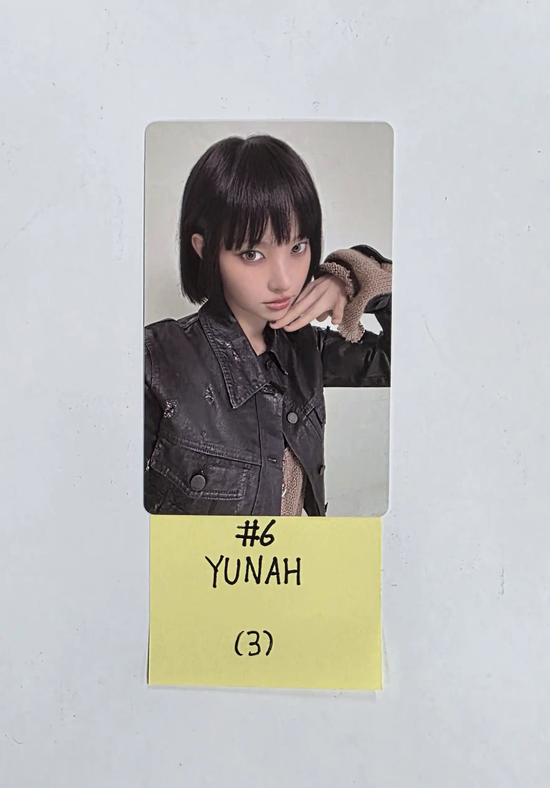 ILLIT "MAMIHLAPINATAPAI" - Official Photocard [26.05.04]