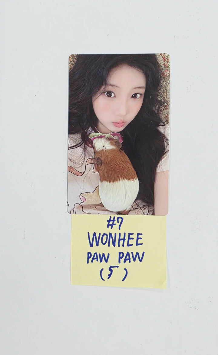 ILLIT "MAMIHLAPINATAPAI" - Official Photocard (Paw Paw) [26.05.04]