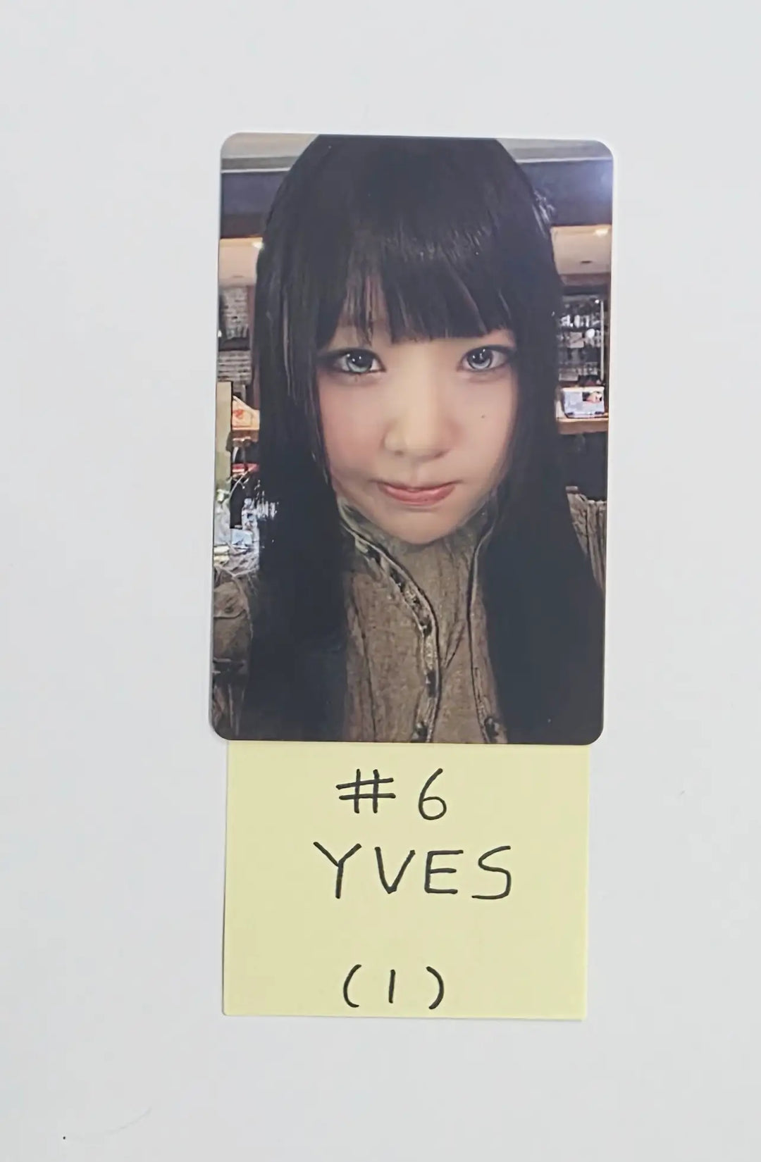 Yves "NAIL" - Official Photocard [26.05.07]
