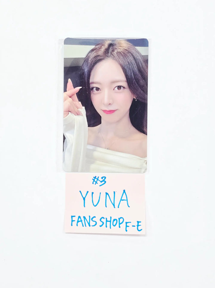 YUNA (of ITZY) "Ice Cream" - FANS Shop Fansign Event Photocard [26.05.08]