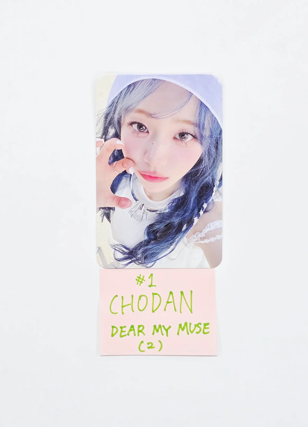 QWER "CEREMONY" - Dear My Muse Pre-Order Benefit Photocard [26.05.08]