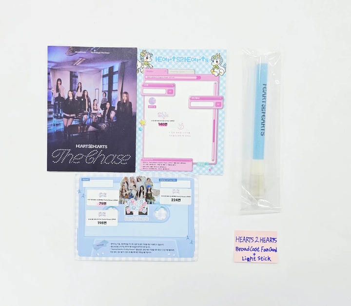 Hearts2Hearts - Broadcast Fan Card + Light Stick [26.05.08]