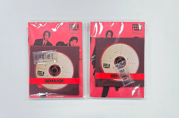 82MAJOR "FEELM" - Hand Autographed(Signed) Promo Album [26.05.11]