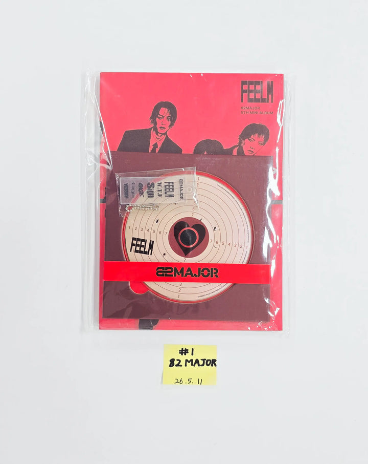 82MAJOR "FEELM" - Hand Autographed(Signed) Promo Album [26.05.11]