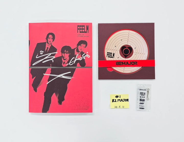 82MAJOR "FEELM" - Hand Autographed(Signed) Promo Album [26.05.11]