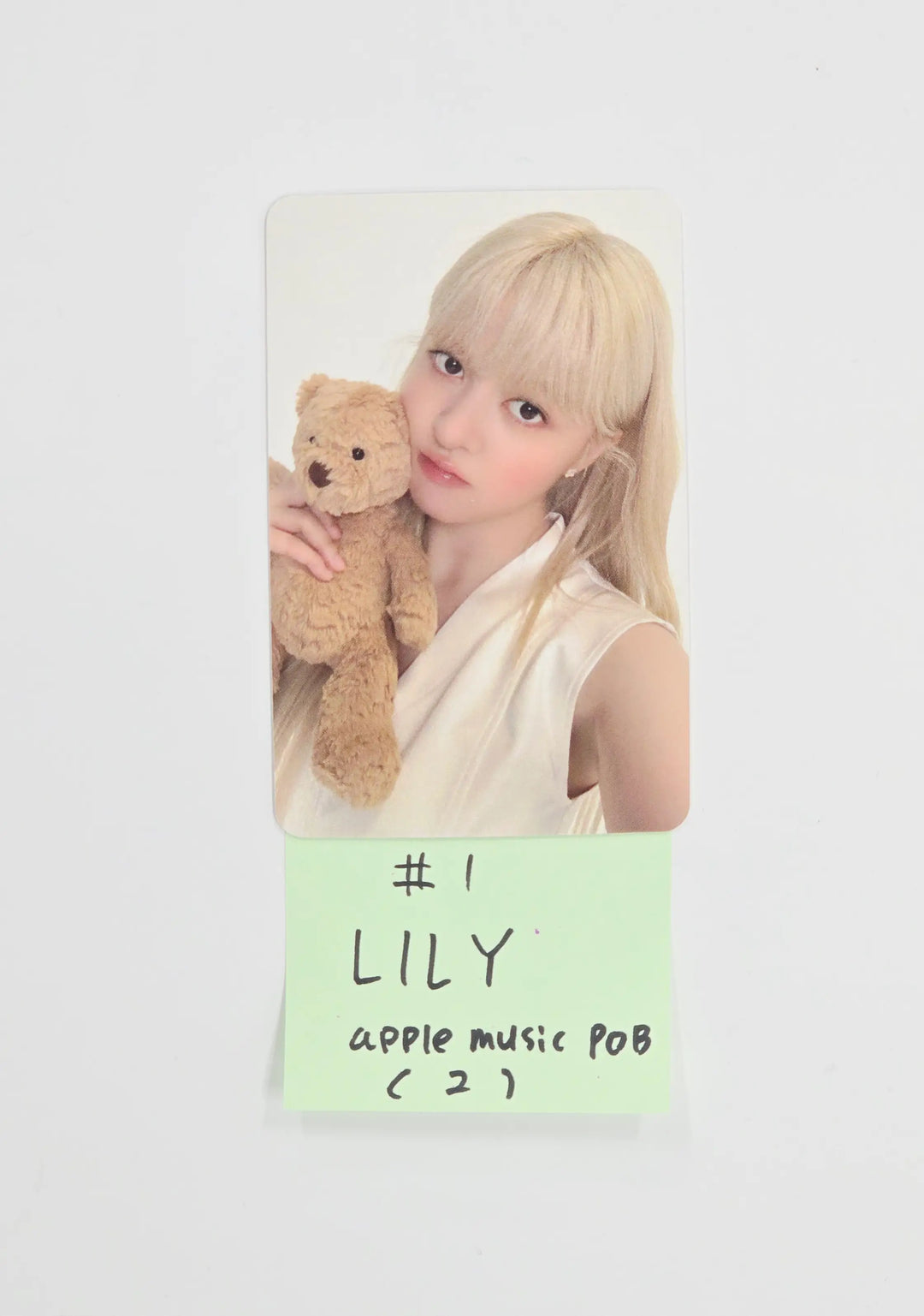 NMIXX "Heavy Serenade" - Apple Music Pre-Order Benefit Photocard, Magnet [26.05.12]