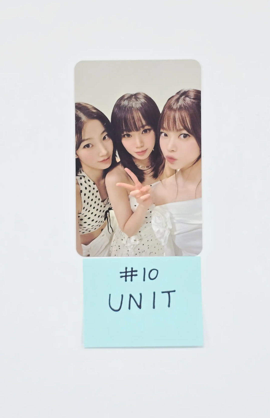LE SSERAFIM - "VR-Concert : INvitation" Lenticular photocard [26.05.14]