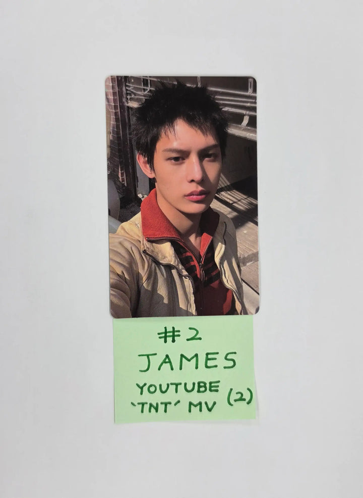 CORTIS "GreenGreen" - Weverse Shop YouTube Gift Event Photocard (TNT MV) [26.05.15]