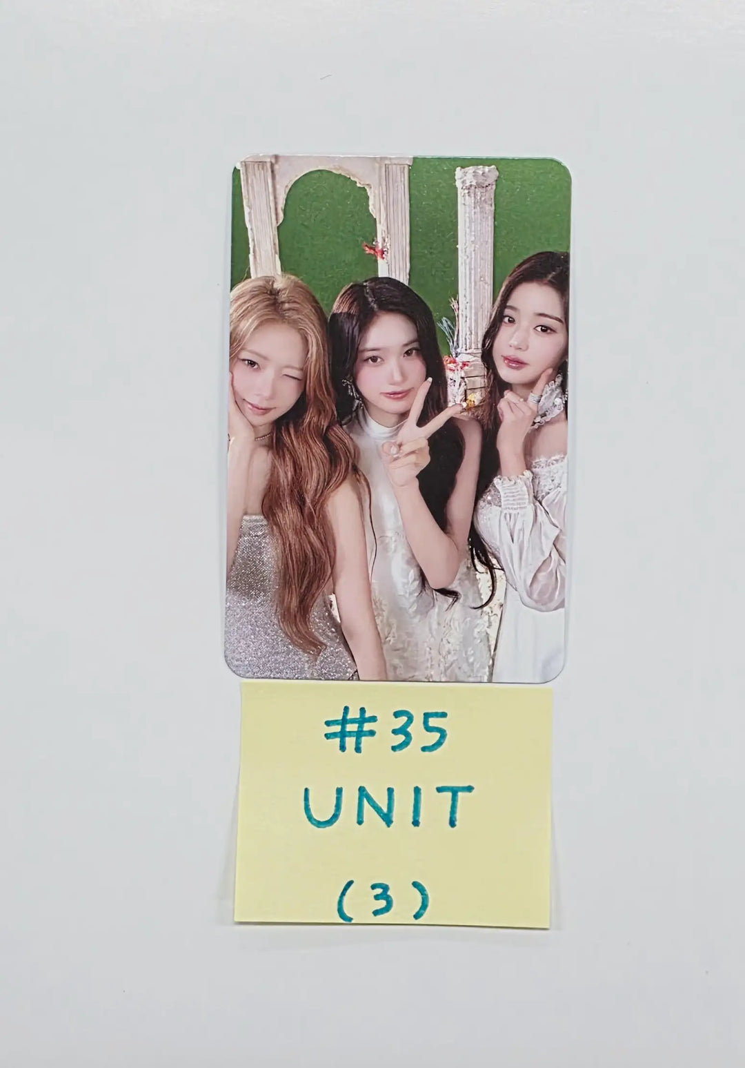 IVE - THE 4TH FAN CONCERT "DIVE into IVE" Random Trading Photocard (2) [26.05.18]