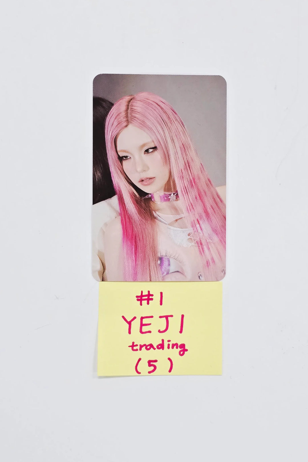 ITZY "Motto" - POP-UP Store Random Trading Photocard [26.05.20]