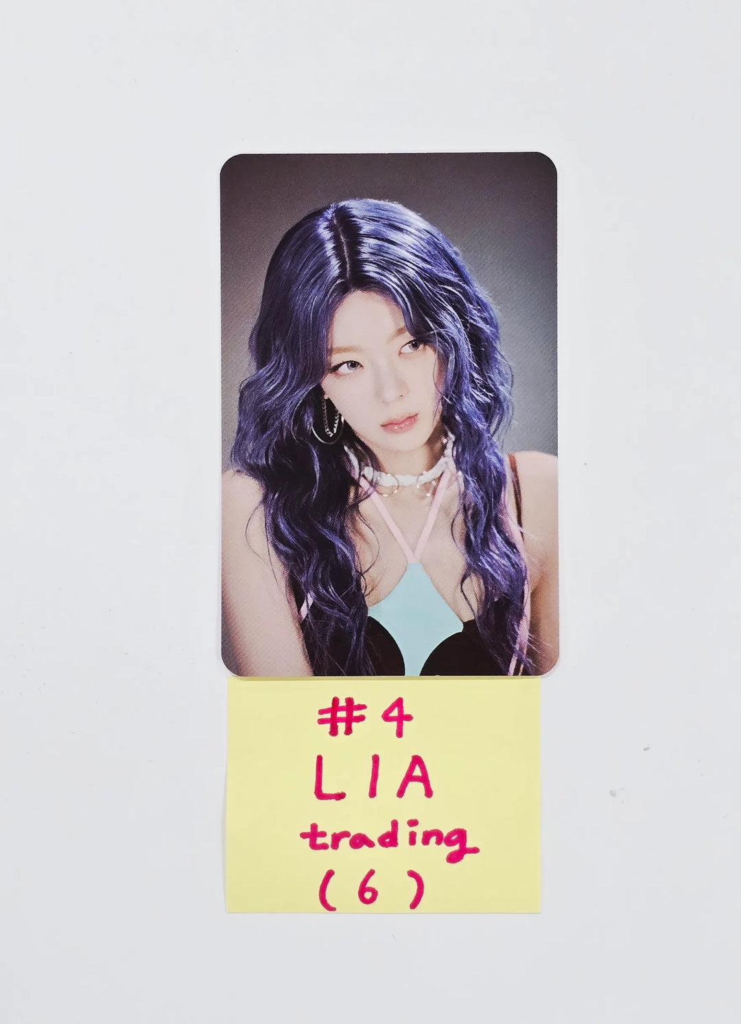 ITZY "Motto" - POP-UP Store Random Trading Photocard [26.05.20]