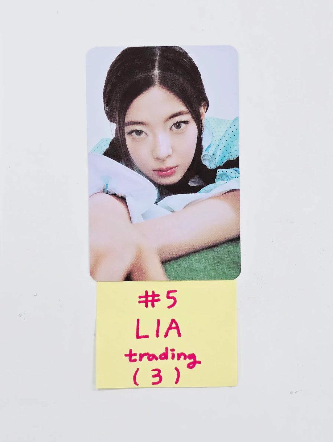 ITZY "Motto" - POP-UP Store Random Trading Photocard [26.05.20]